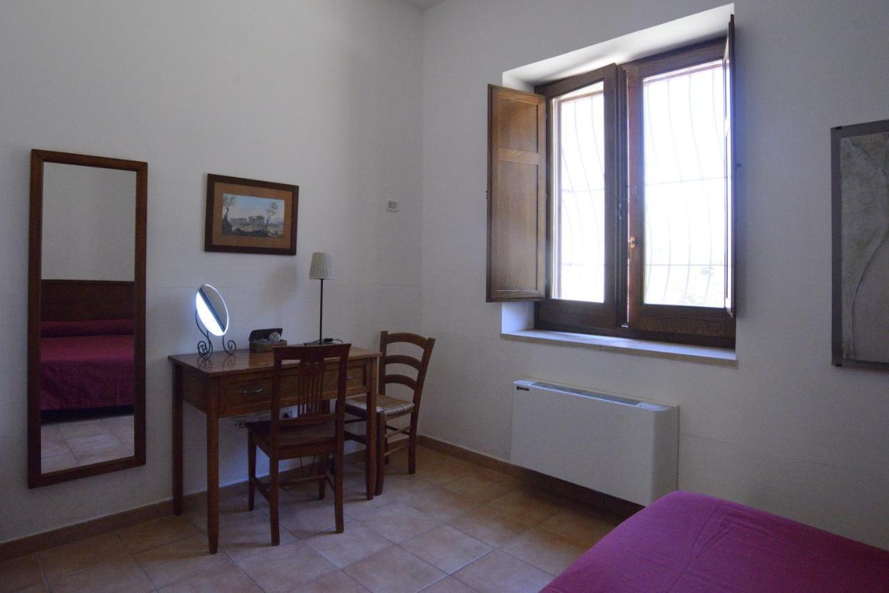 Casa Del Geco Bed & Breakfast Paestum Dış mekan fotoğraf